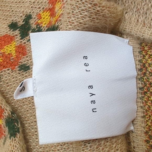 Naya Rea Sweater - Picture 2 of 4